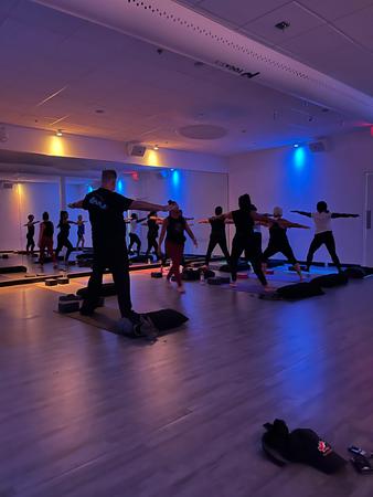 Images YogaSix Clermont