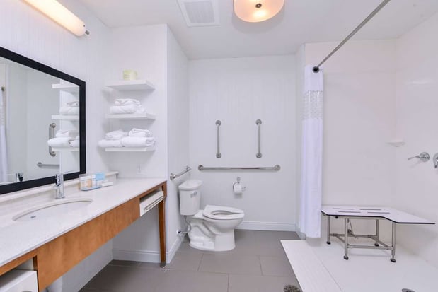 Images Hampton Inn & Suites Altoona-Des Moines