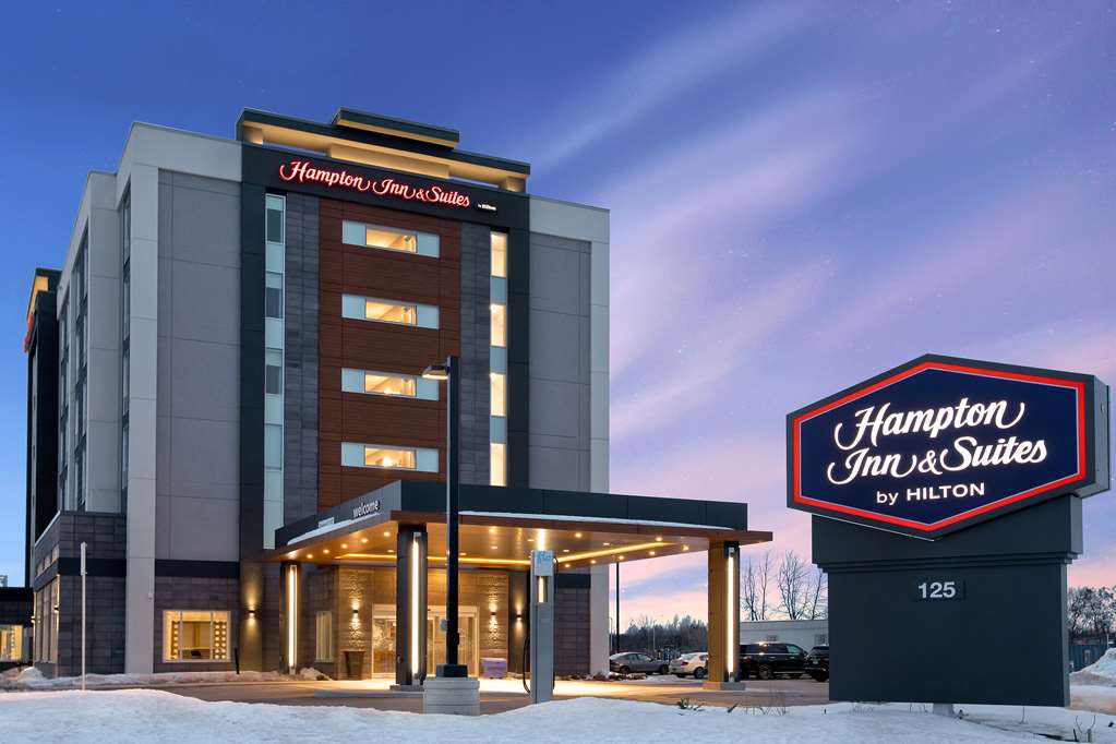 Exterior Hampton Inn & Suites Ottawa West Nepean (613)216-7829