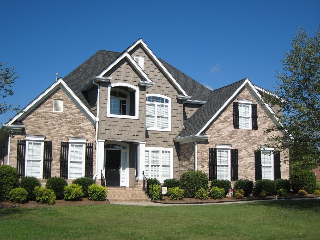 Serving the area since 1964, we are the top local choice for roofing repair and installation, siding and gutter installation, as well as window replacement in Greenville, Anderson, Spartanburg, Oconee, and Pickens counties!  Contact us today to schedule a consultation!
