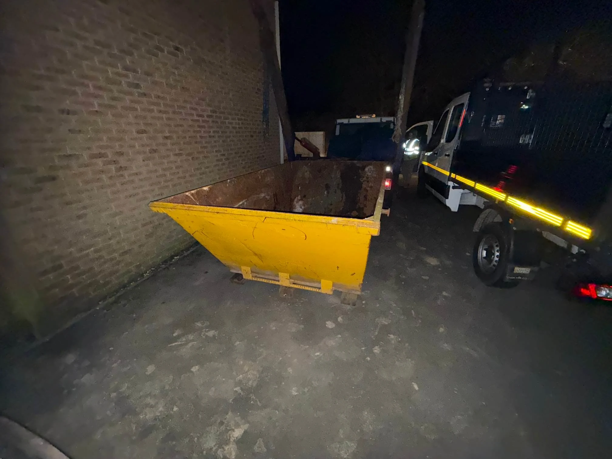 Images Swansea Skip Co