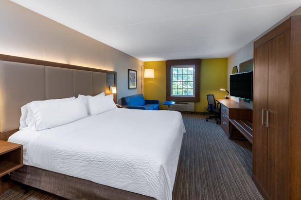 Images Holiday Inn Express State College @Williamsburg Square by IHG