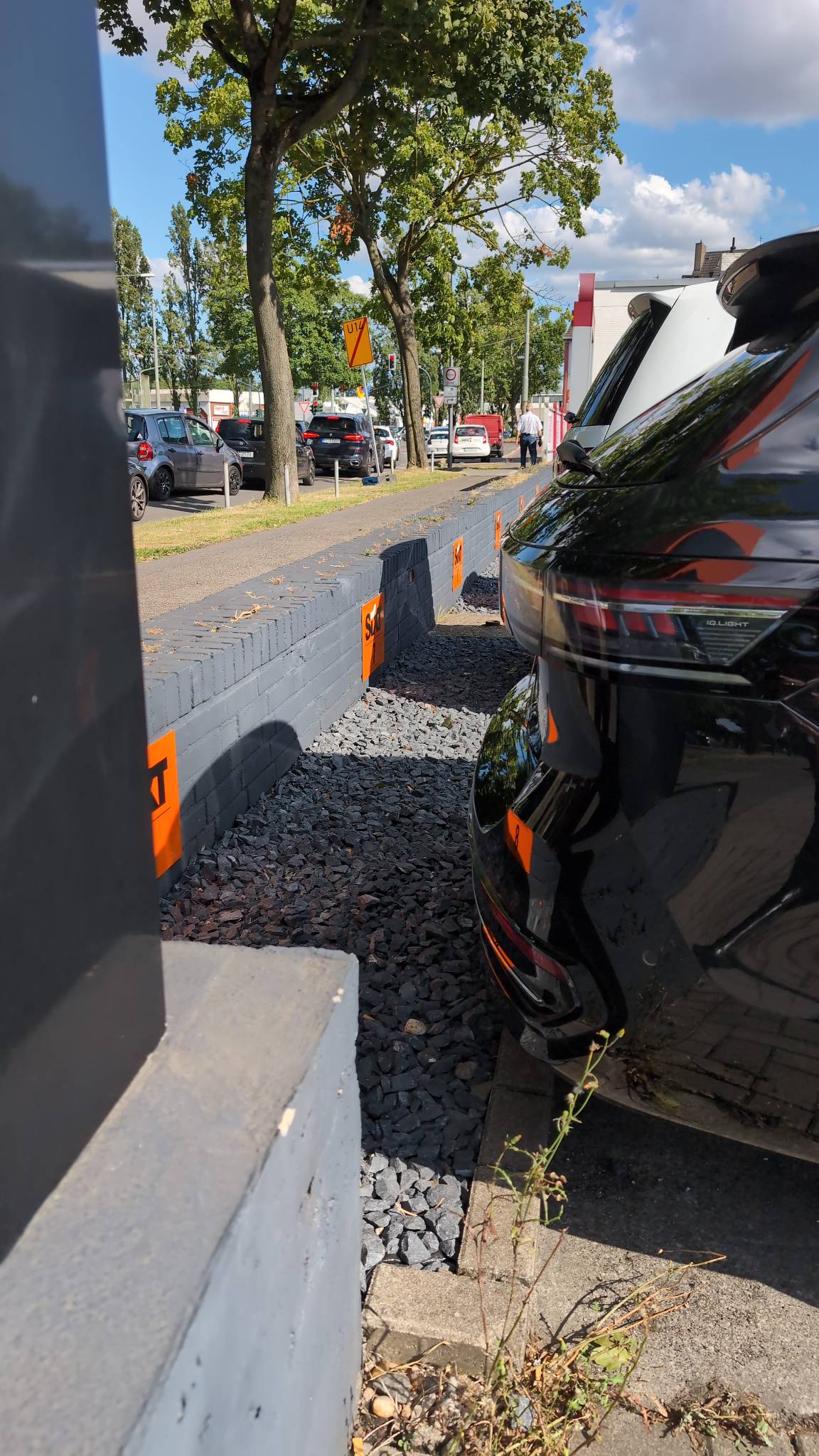 SIXT Autovermietung Krefeld, Sproedentalstr. 4 in Krefeld