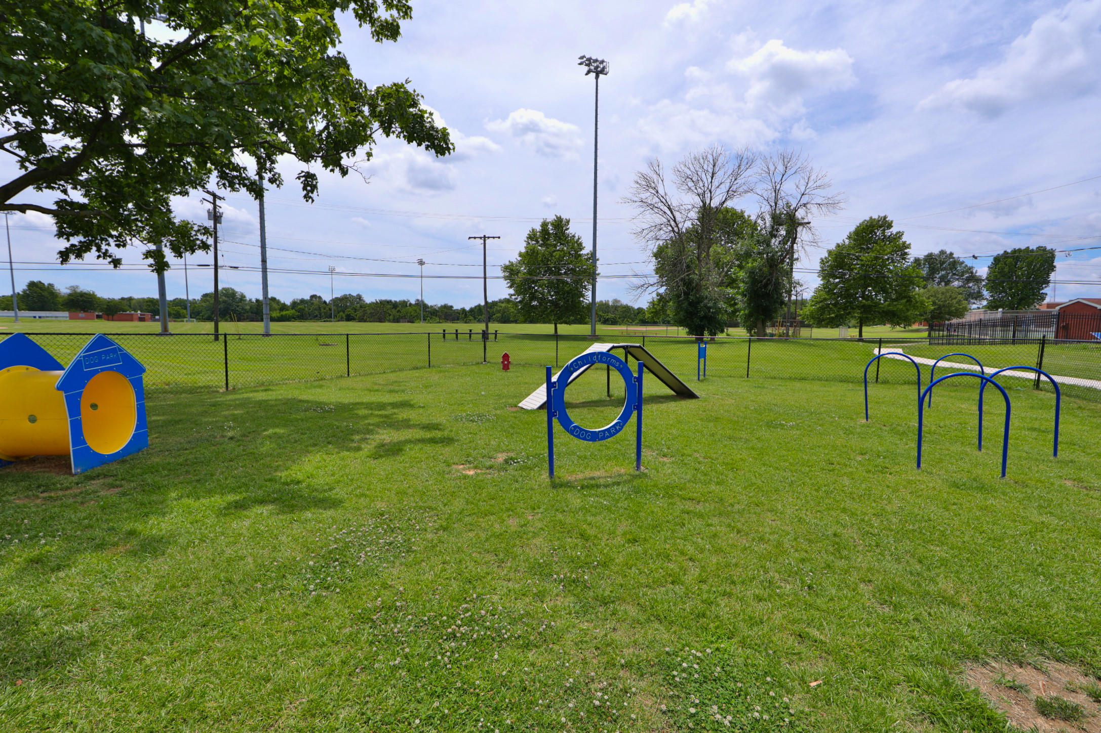 Charlesmont Apartment Homes Photo