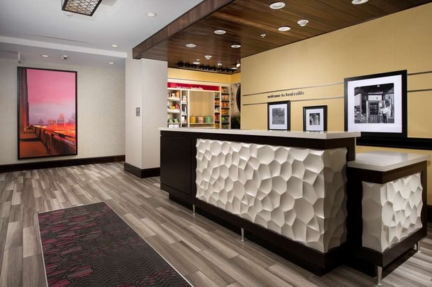 Images Hampton Inn Louisville East/Hurstbourne