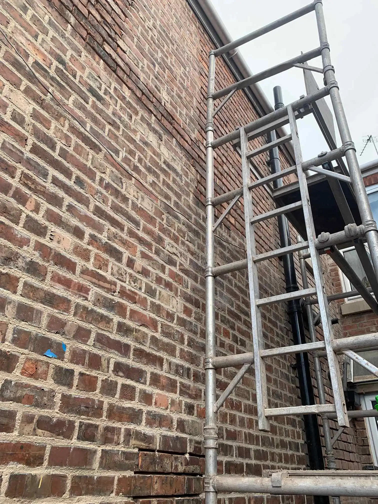 Images Airtight Roofing and Pointing