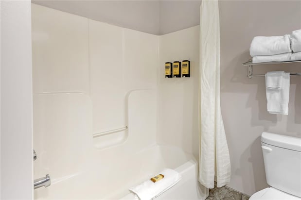 Images Best Western Plus Eau Claire Conference Center