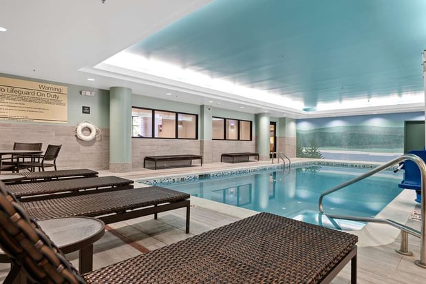 Images Hampton Inn & Suites Lake George