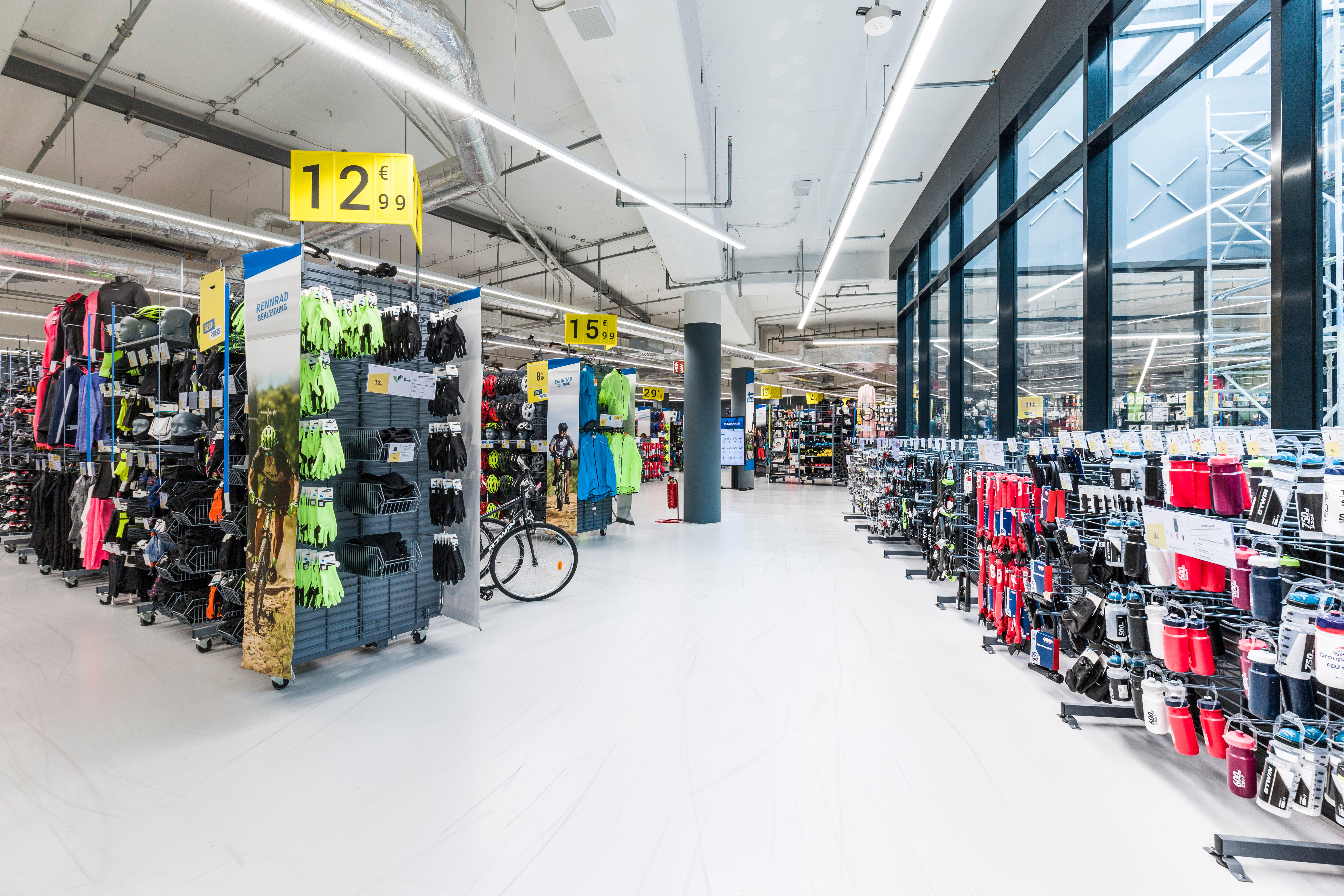 Bild 7 DECATHLON Berlin-Wilmersdorfer Straße in Berlin