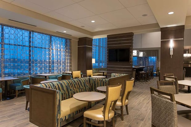 Images Hampton Inn & Suites Grand Rapids Downtown