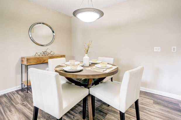 Images Forestbrook Apartments & Townhomes