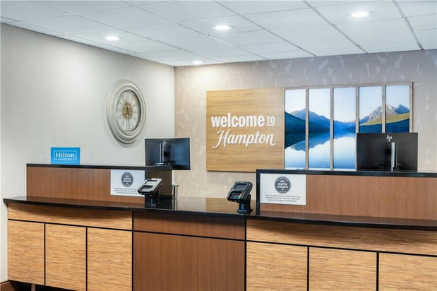 Images Hampton Inn Portland East
