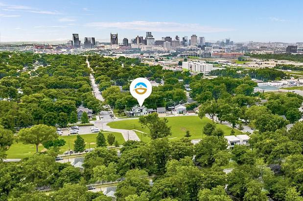 Images Grand Welcome Nashville - Vacation Rentals & Property Management