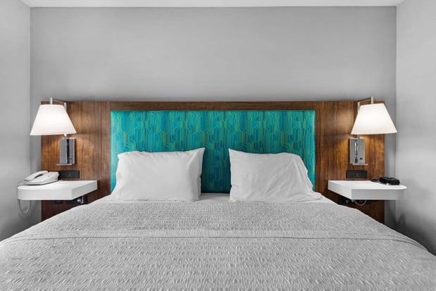 Images Hampton Inn & Suites Pensacola I-10 North at University Town Plaza