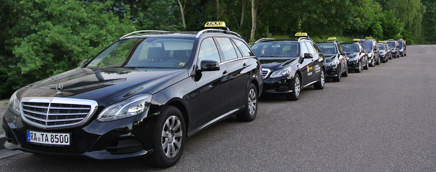 Taxi Ahmed am Baden-Airpark, Winnipeg Avenue B 112 in Rheinmünster