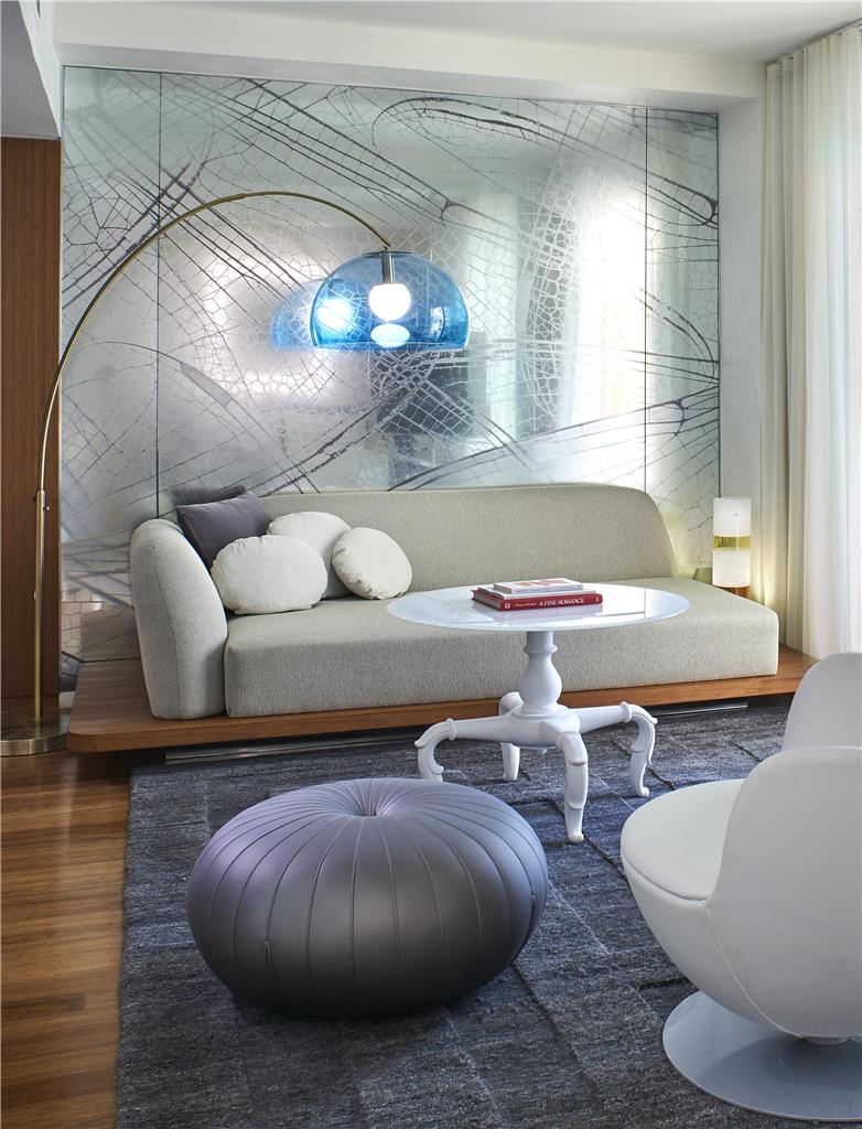 Guest room