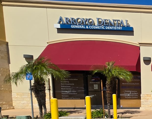 Images Arroyo Dental