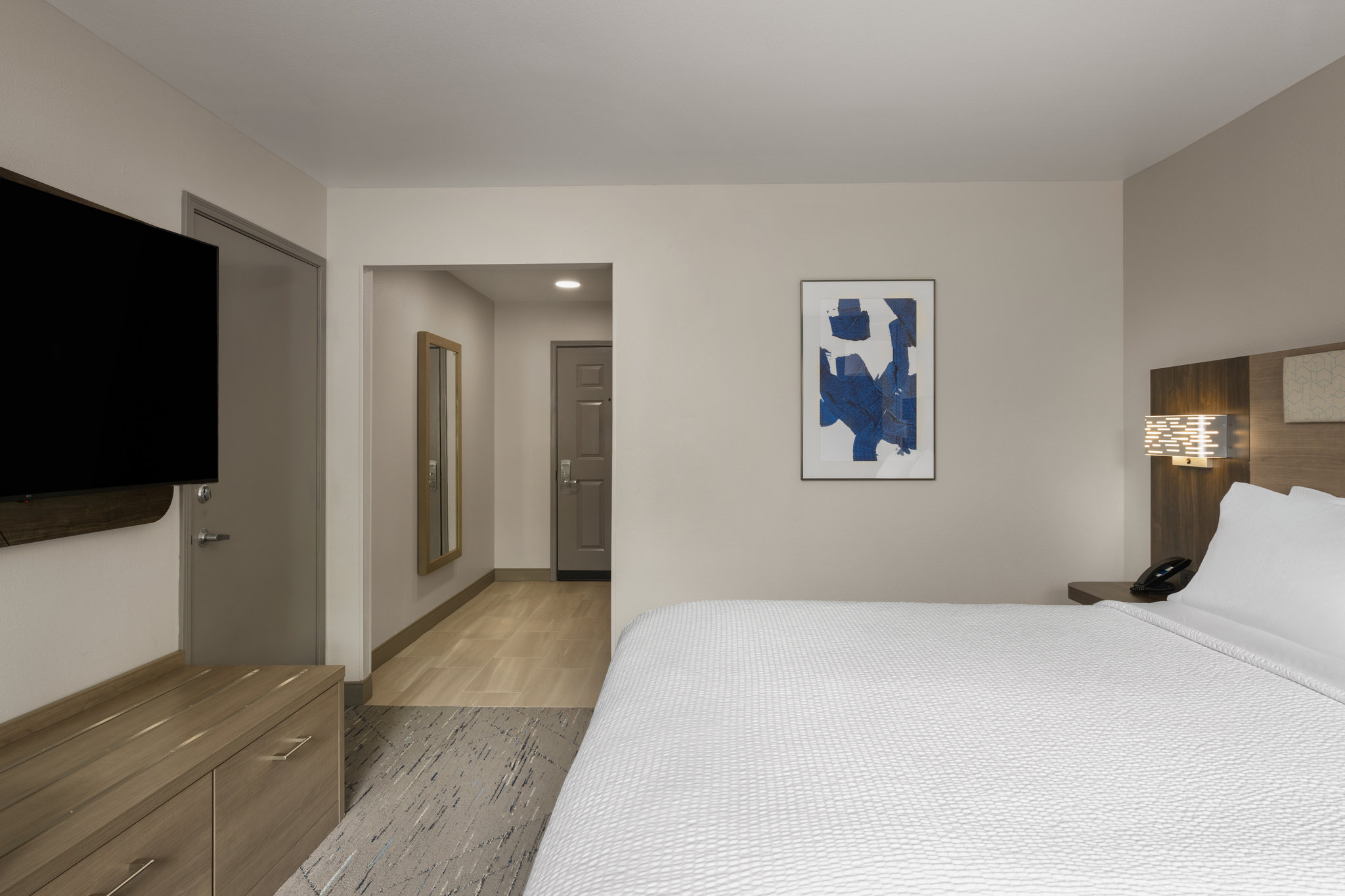 Holiday Inn Express & Suites Paso Robles by IHG Image