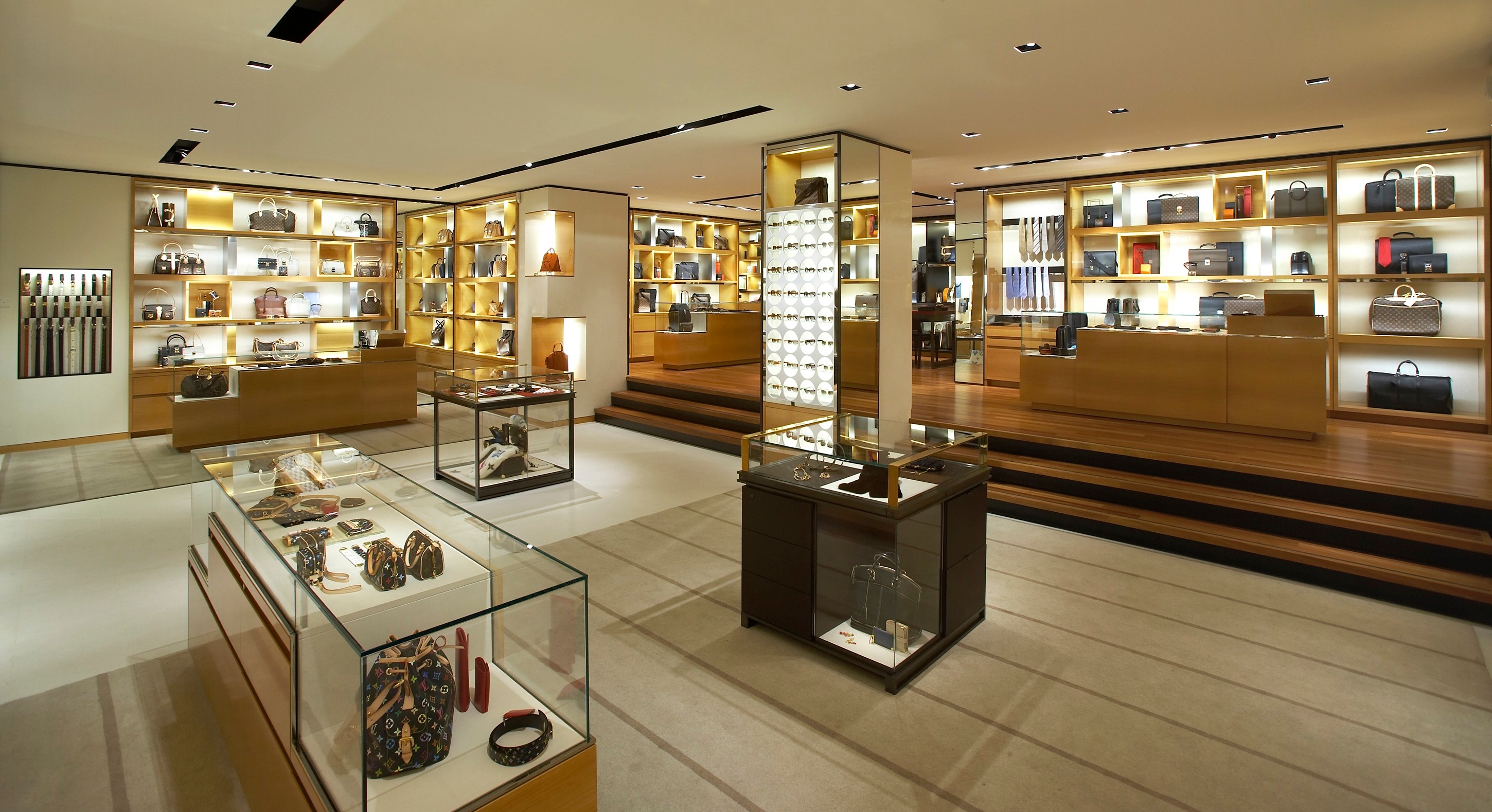 Mapstr - Shopping Louis Vuitton Köln Koln - Culture, Balade, Likes