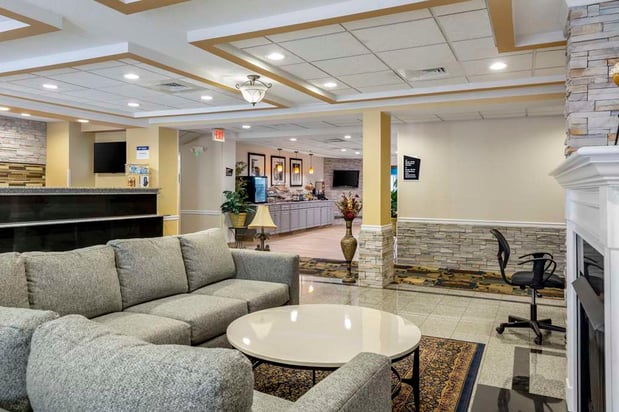 Images Best Western Plus New England Inn & Suites