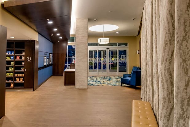 Images Hampton Inn and Suites Los Angeles - Glendale