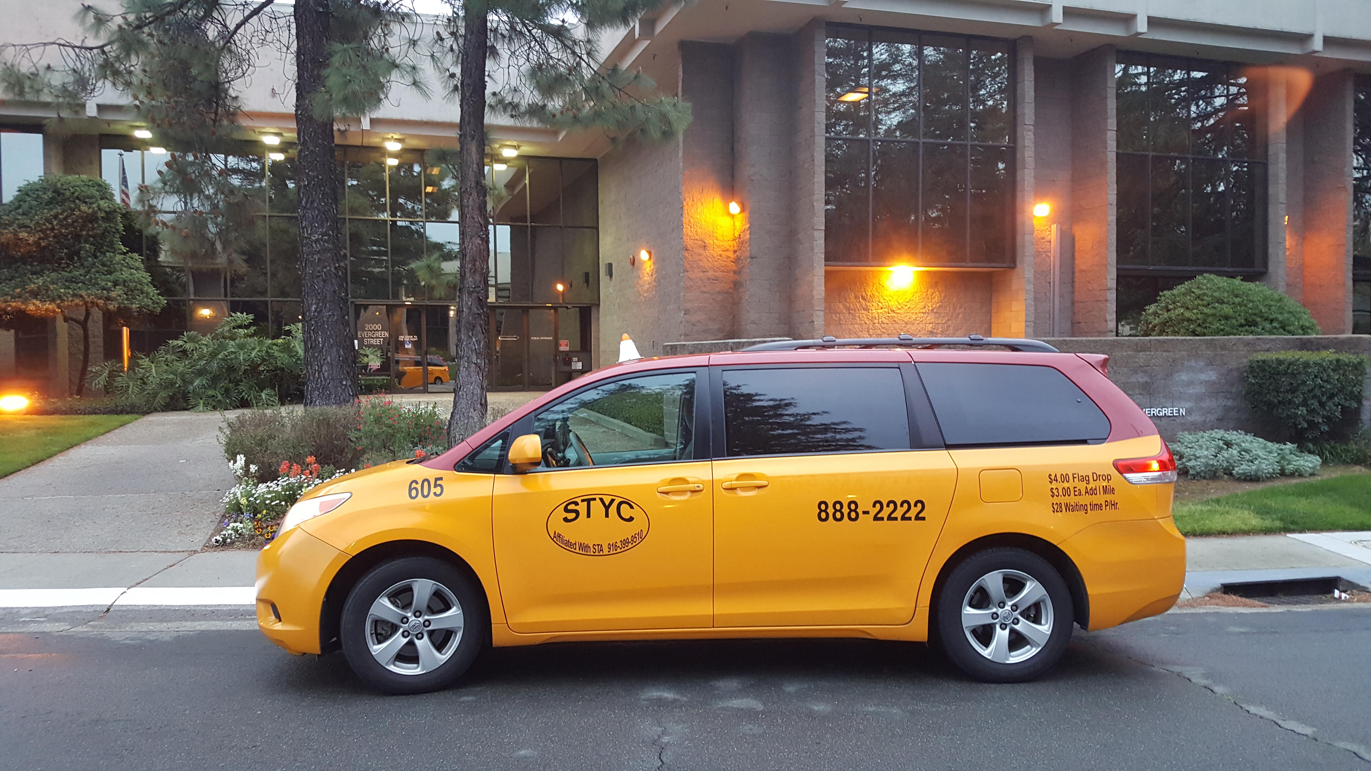 Sacramento Taxi Yellow Cab Photo