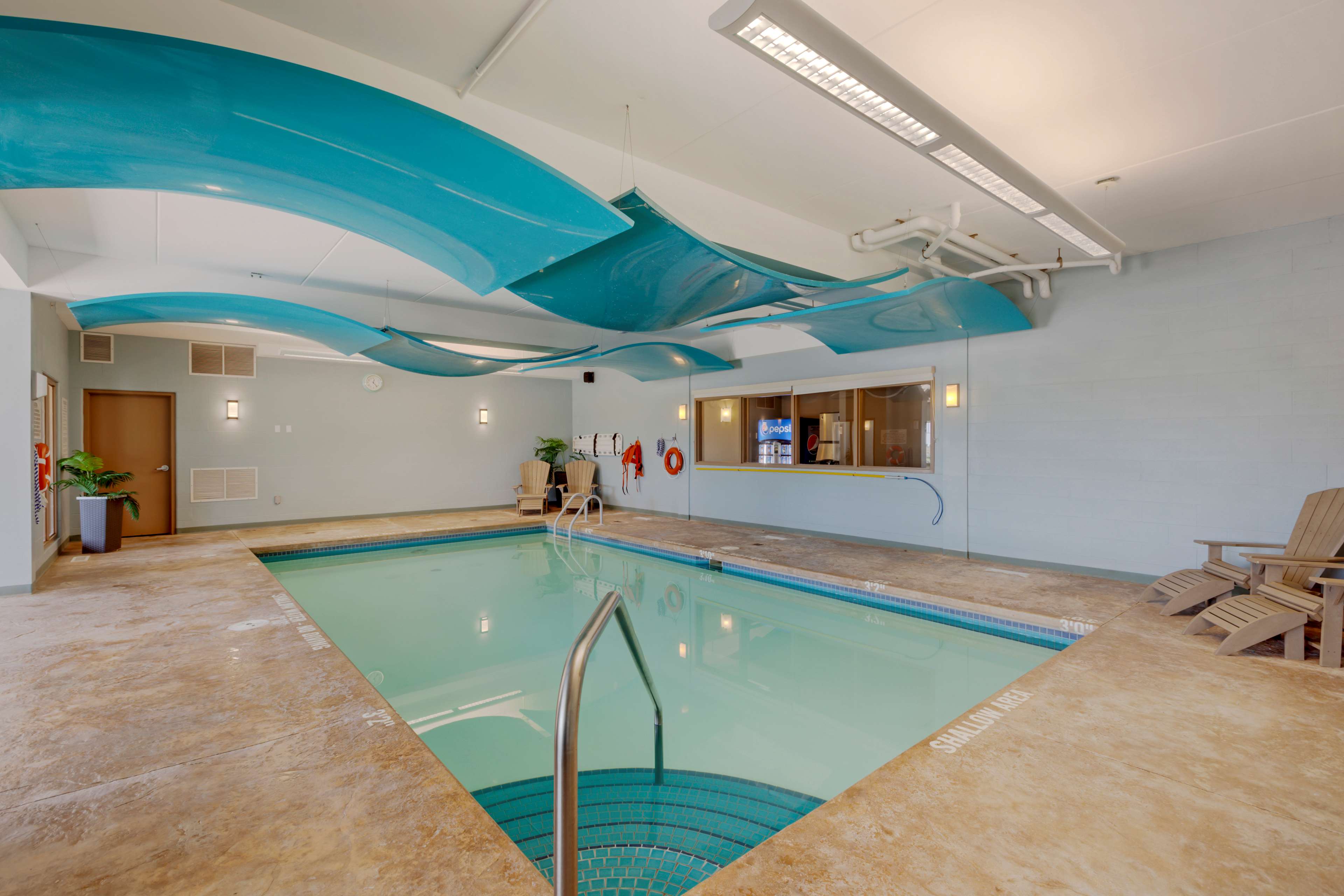 Indoor Pool Best Western Plus Walkerton Hotel & Conference Centre Walkerton (226)436-3030