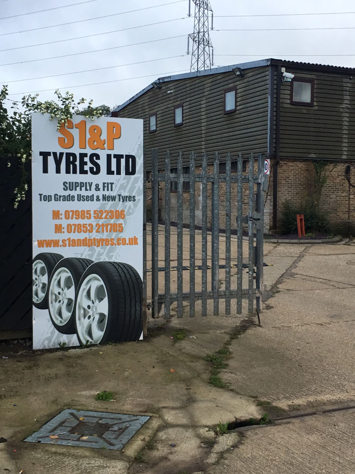 Images S1 & P Tyres Ltd