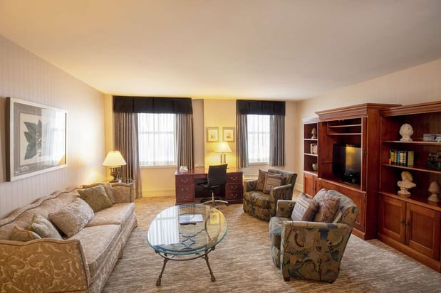 Images Hilton Cincinnati Netherland Plaza