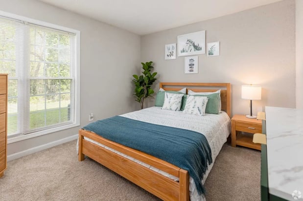 Images Premier Apartments