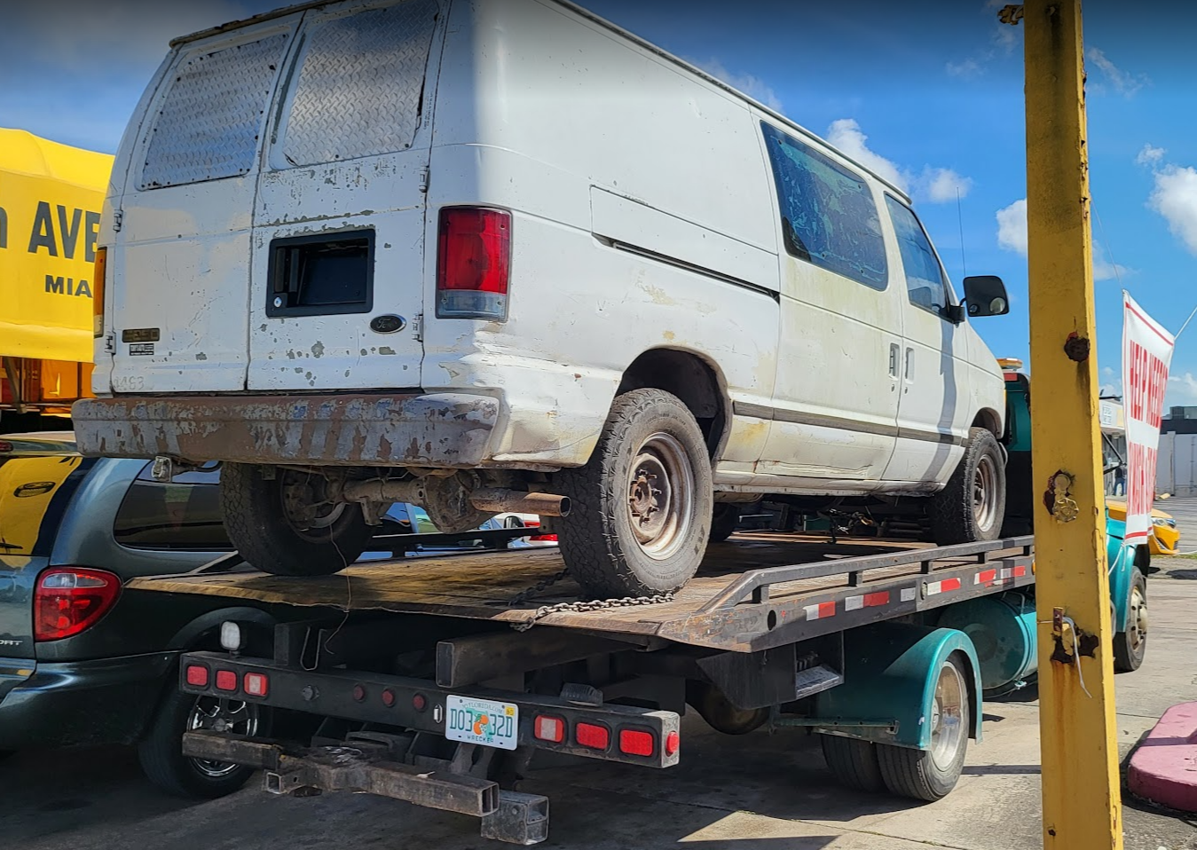 Joe's Towing Services Logo