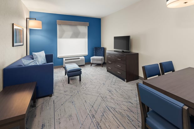 Images Holiday Inn Express Moline - Quad Cities by IHG