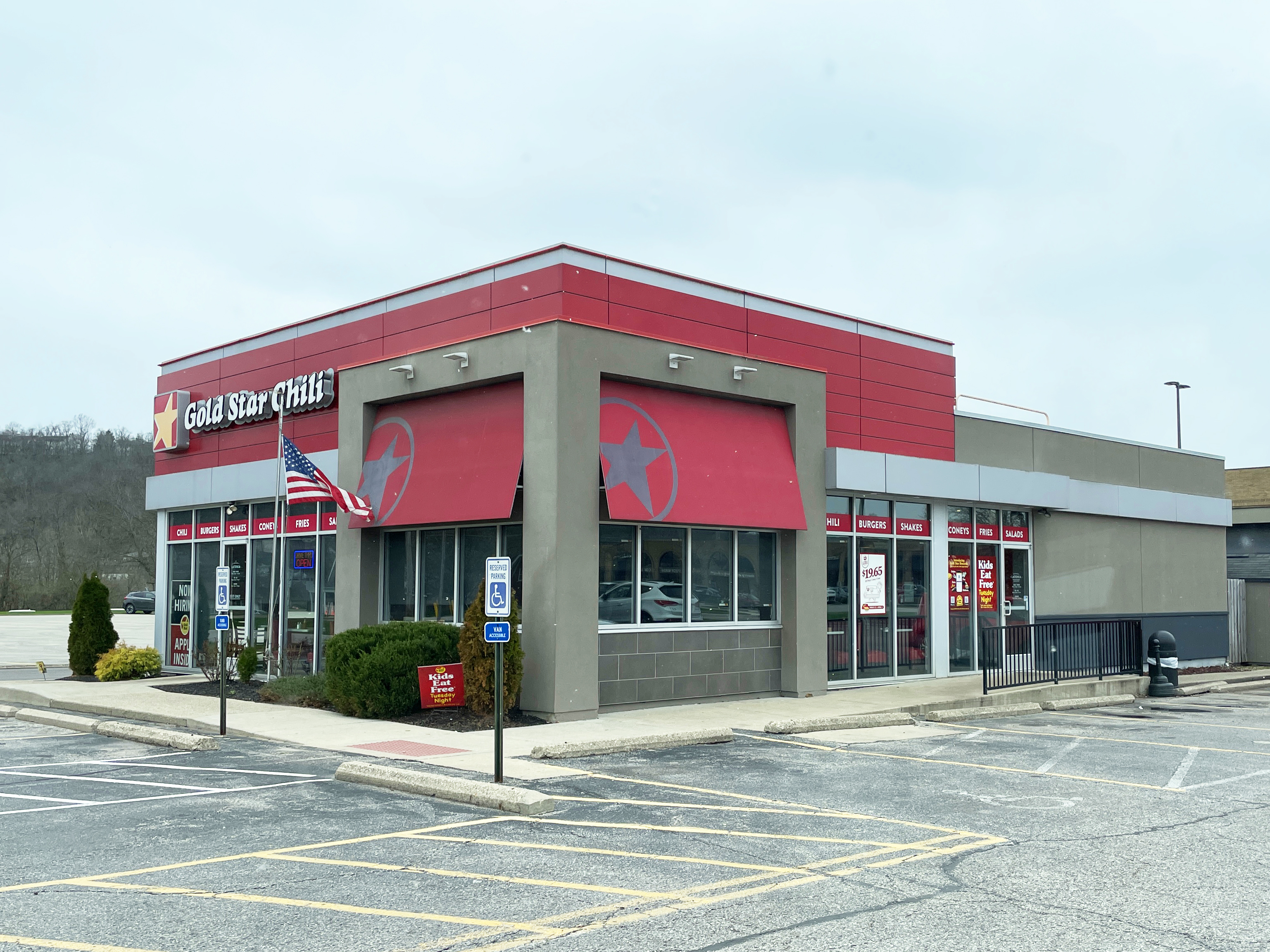 Gold Star Latonia's newly remodeled storefront, side view. 