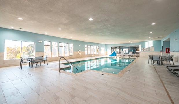 Images Holiday Inn Express & Suites Saint Robert - Leonard Wood by IHG