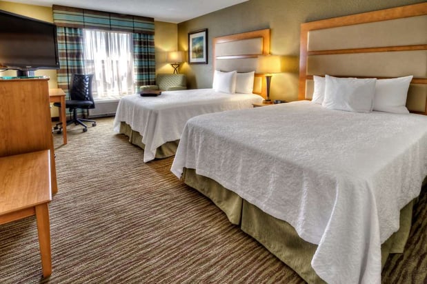Images Hampton Inn & Suites Kalamazoo-Oshtemo