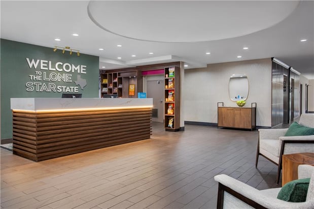 Images Hampton Inn & Suites Dallas-Arlington North-Entertainment District