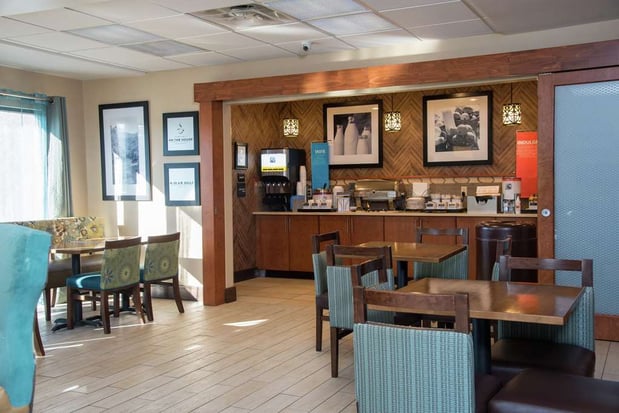 Images Hampton Inn Summersville