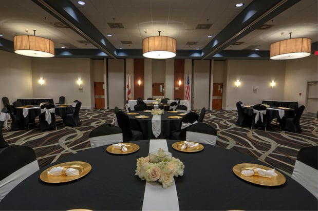 Images Holiday Inn St. Petersburg N- Clearwater by IHG