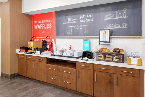 Images Hampton Inn & Suites Concord Charlotte