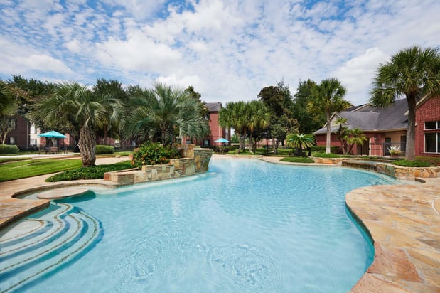 Images Camden Sugar Grove Apartments