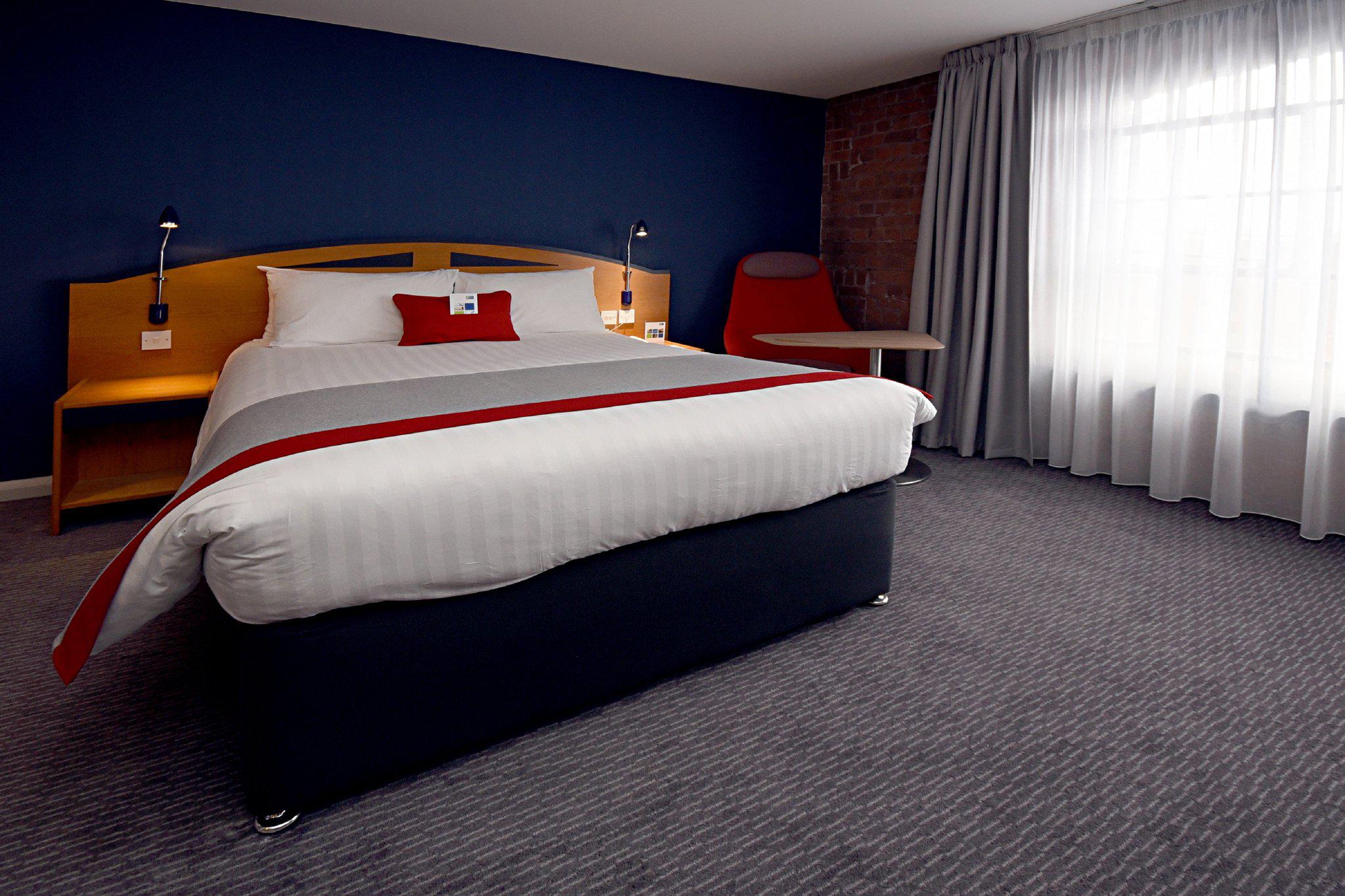 Images Holiday Inn Express Liverpool - Royal Albert Dock, an IHG Hotel