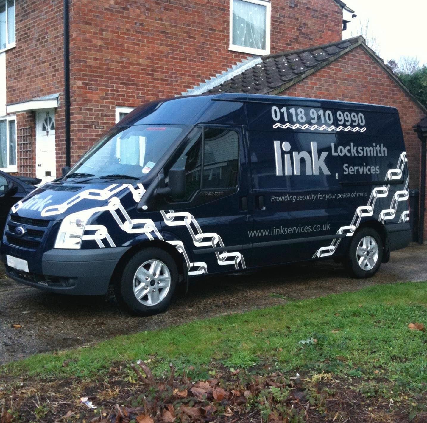 Images Link Locksmith Services