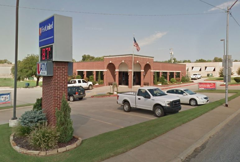First United Bank - Seminole - exterior