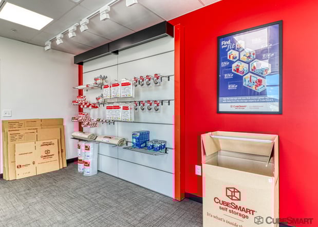 Images CubeSmart Self Storage