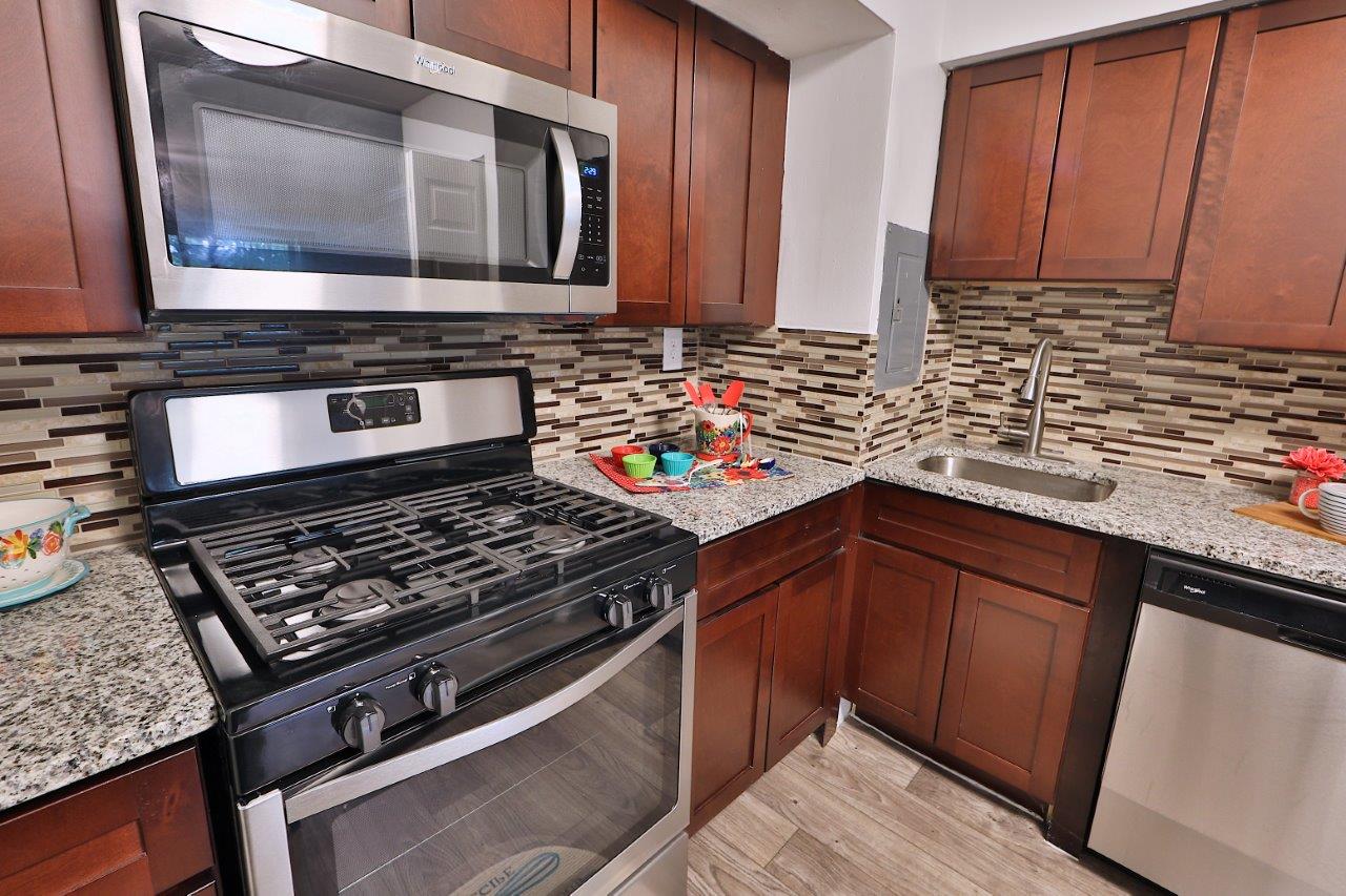 The Reserve at Greenspring Apartment Homes Photo