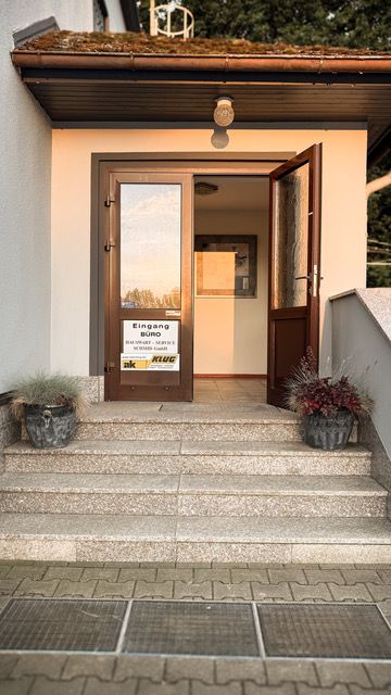Hauswart-Service Schmid GmbH, Saarstraße 25 in Zwickau
