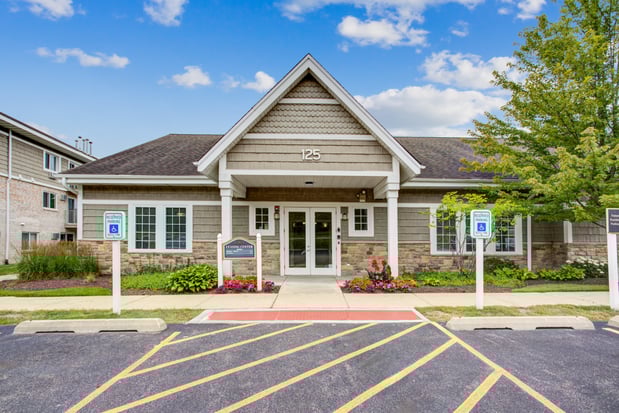 Images The Gates of Deer Grove Apartment Homes