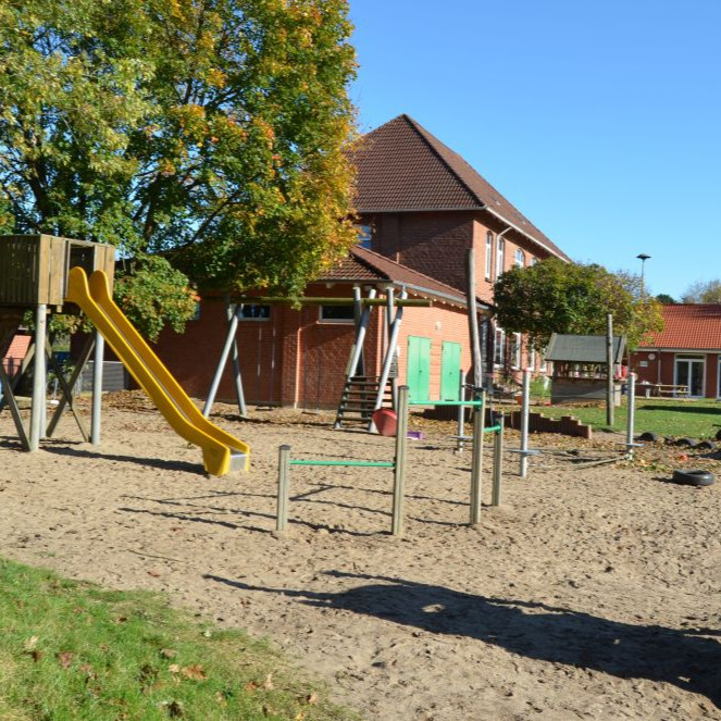 Auf dem Spielplatz der Johanniter-Kita Dörpshus in Groß Niendorf.
