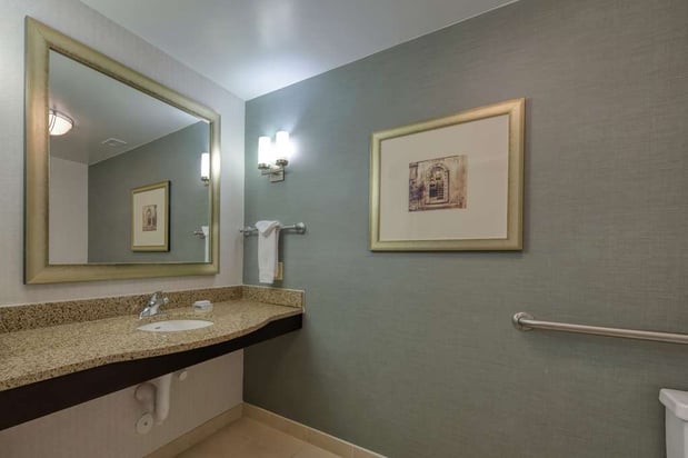 Images Hilton Garden Inn Durham Southpoint