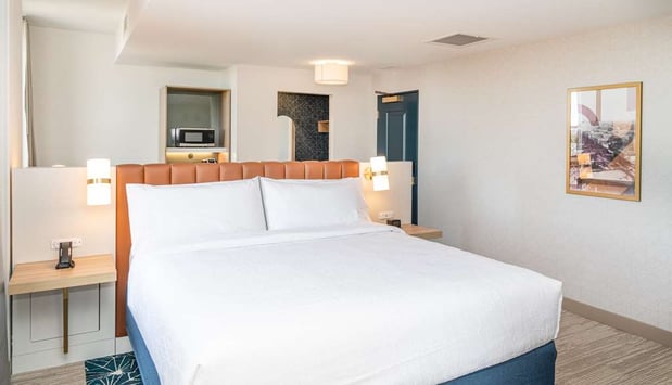 Images Hilton Garden Inn Flint Downtown